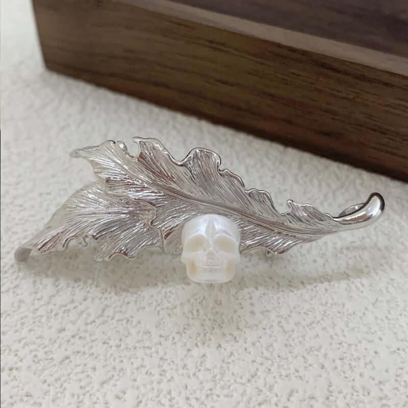 Belle Juri Angel Feather Pearl Skull Brooch
