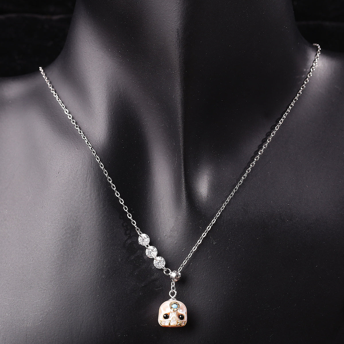 Asymmetrical Carved Pearl Skull Śmaśana CZ Pendant Necklace