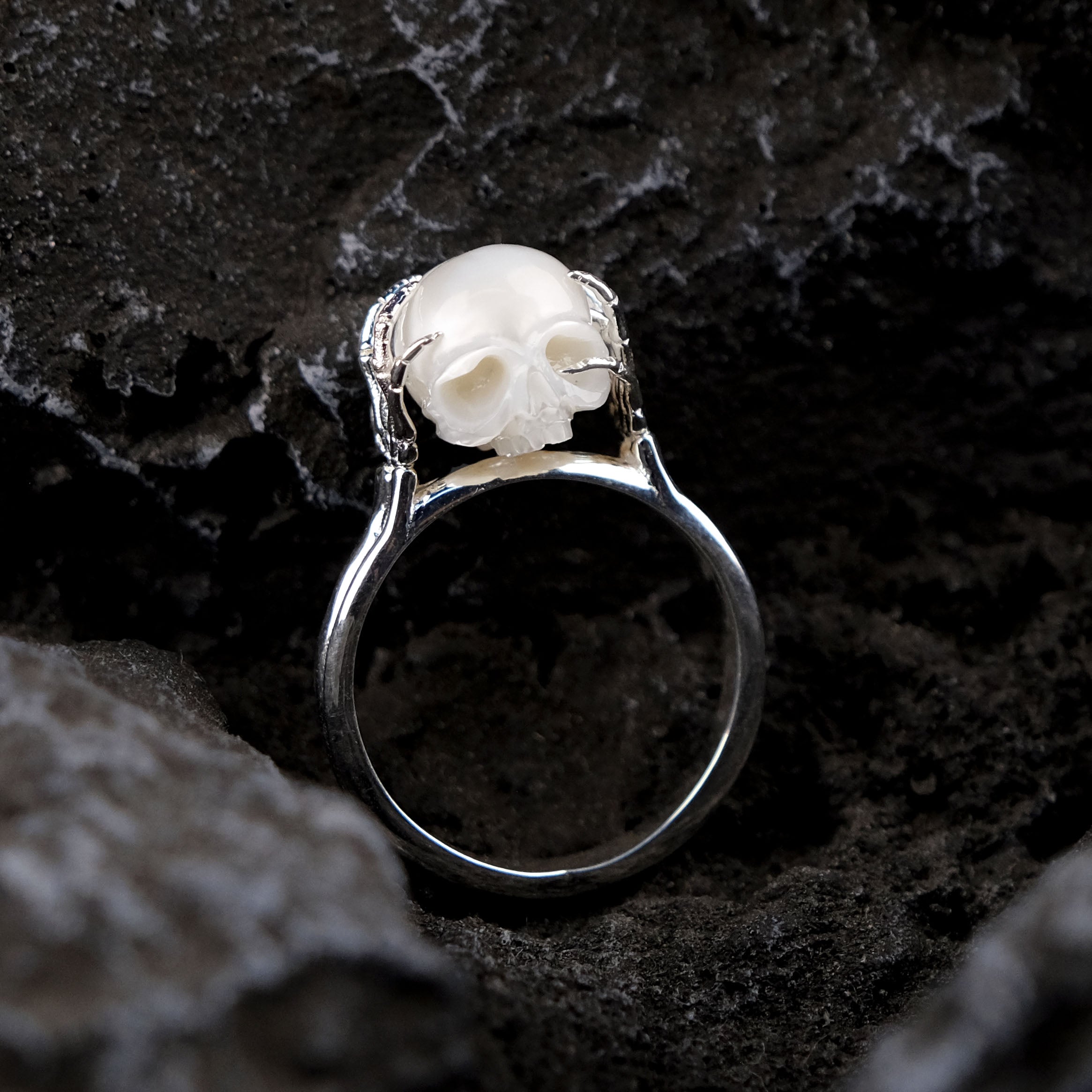 Be A Thinker Pearl Cranium Ring