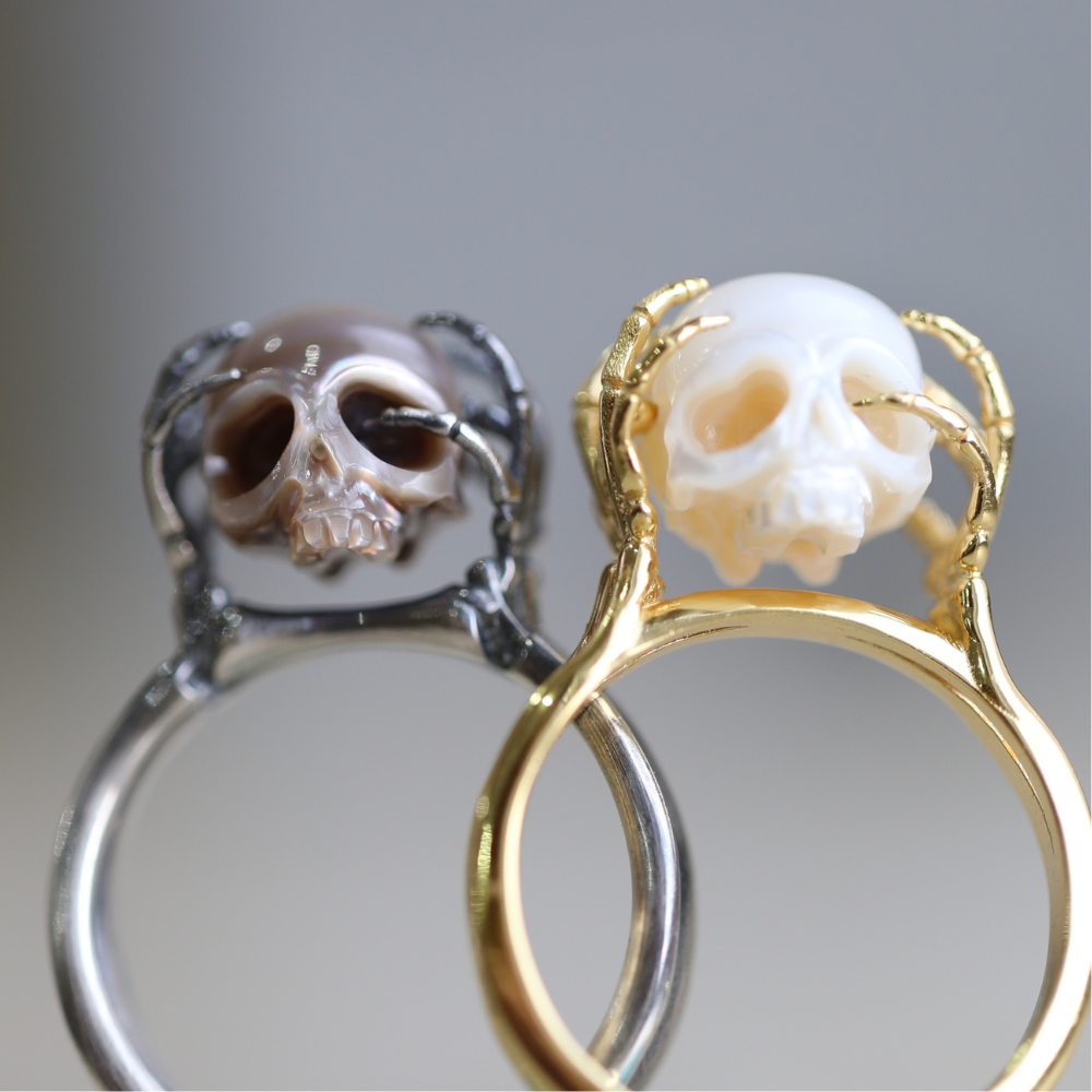 Be A Thinker Grey Pearl Cranium Ring