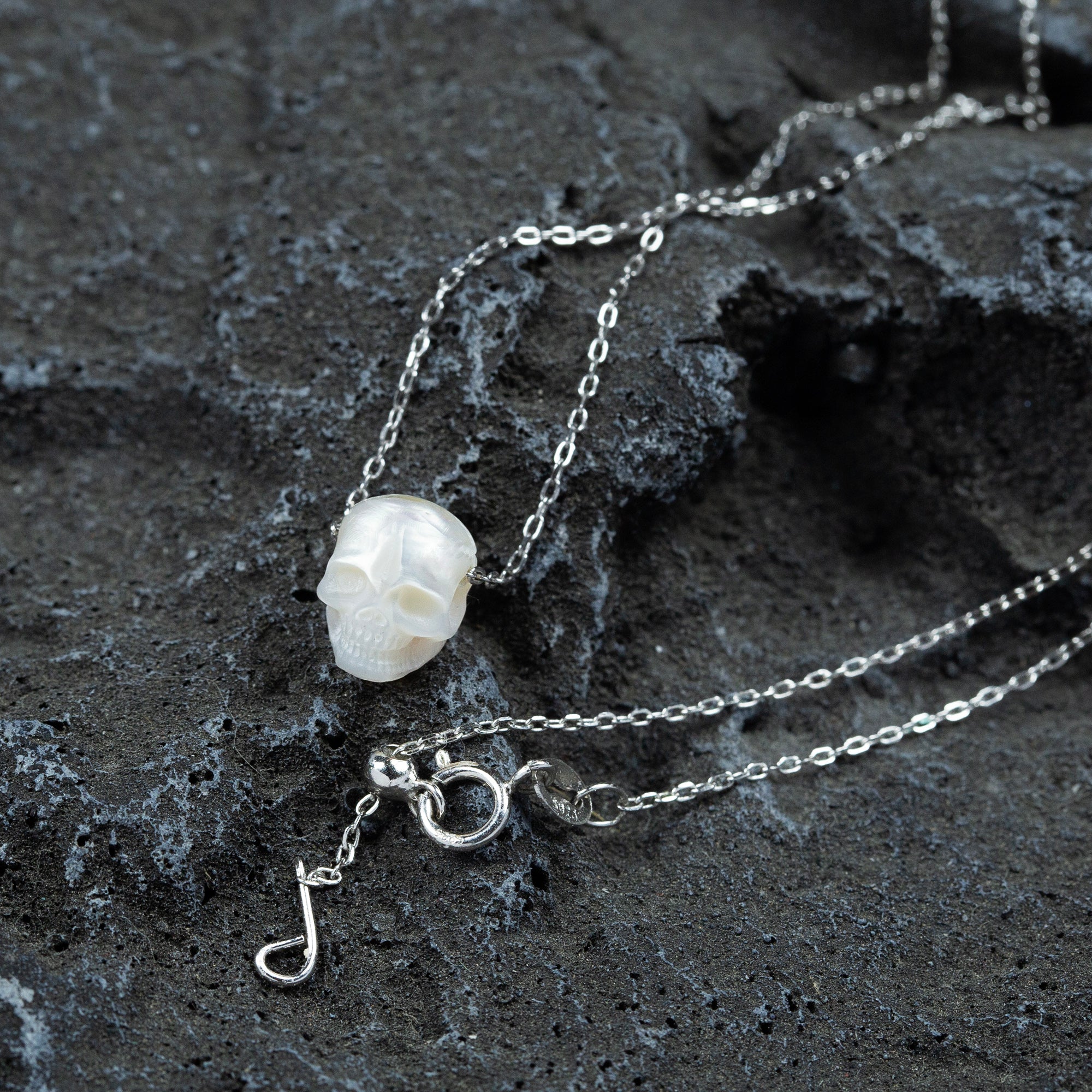 Minimalist Pearl Skull Necklace