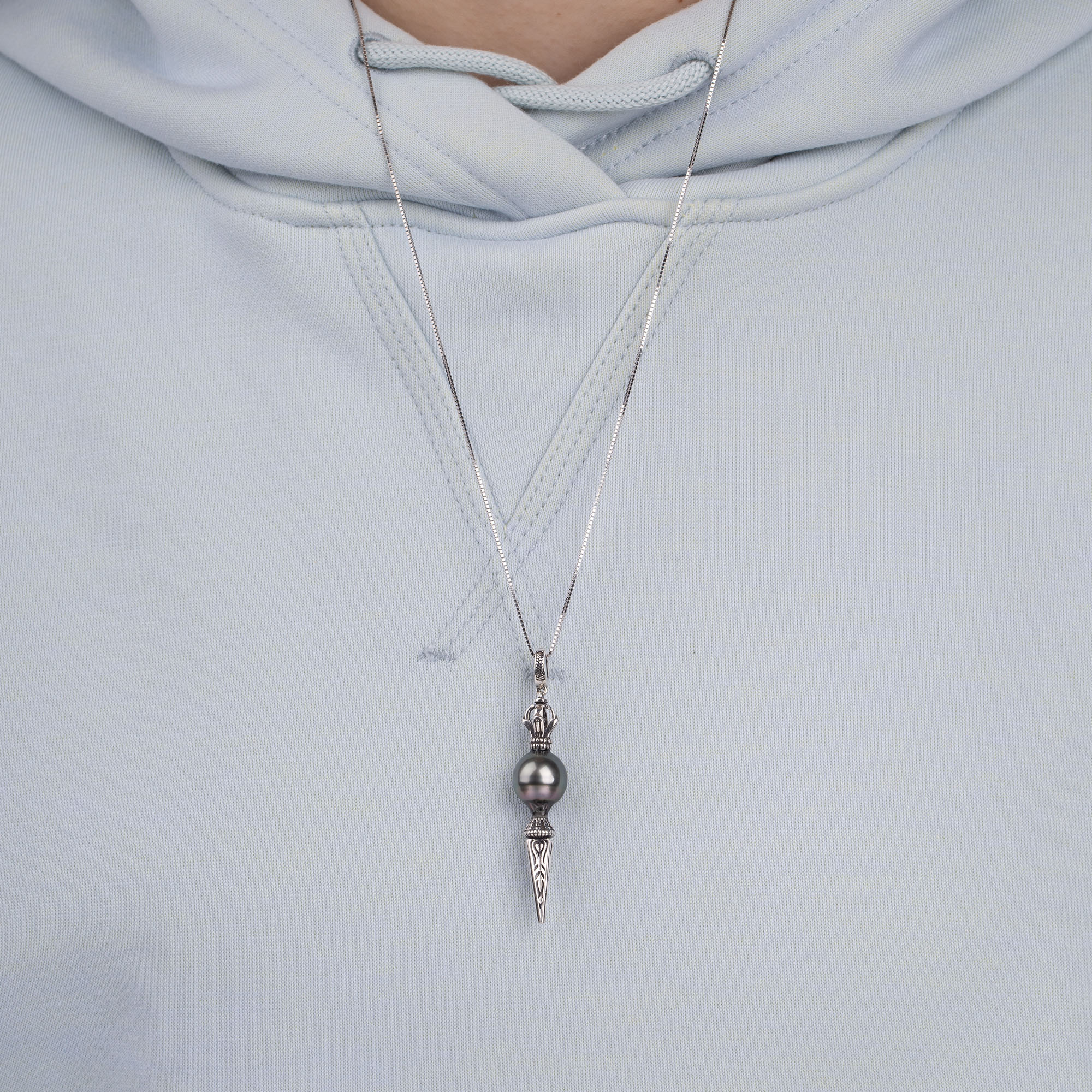 Black Tahitian Pearl Oil Vajra Necklace