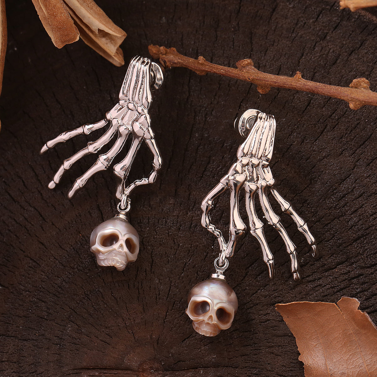 Carved Cranium Pearl With Dark-style Skeletal Hand Earrings-Gray