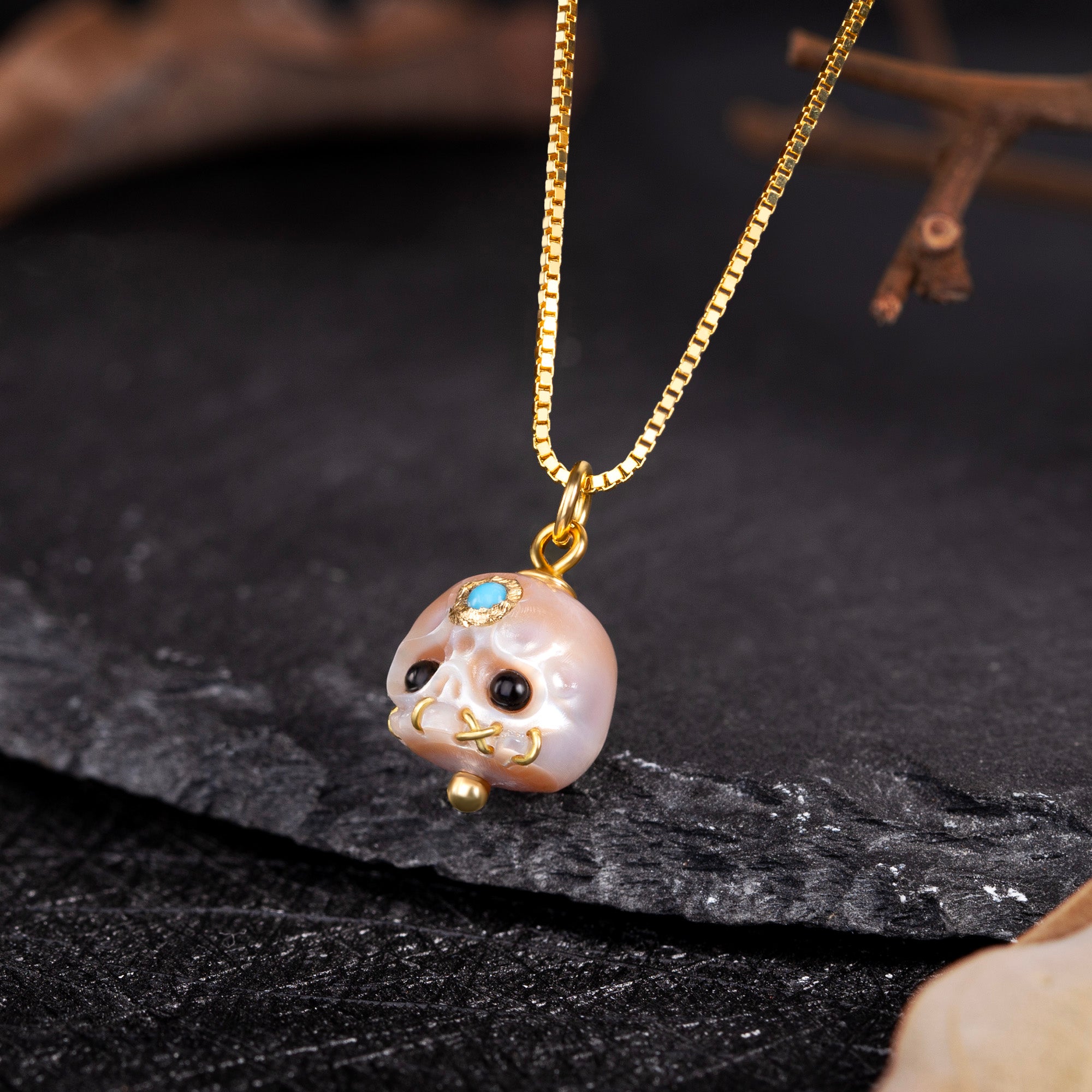 Cranio perle intagliato śmaśana collana perline con occhi neri