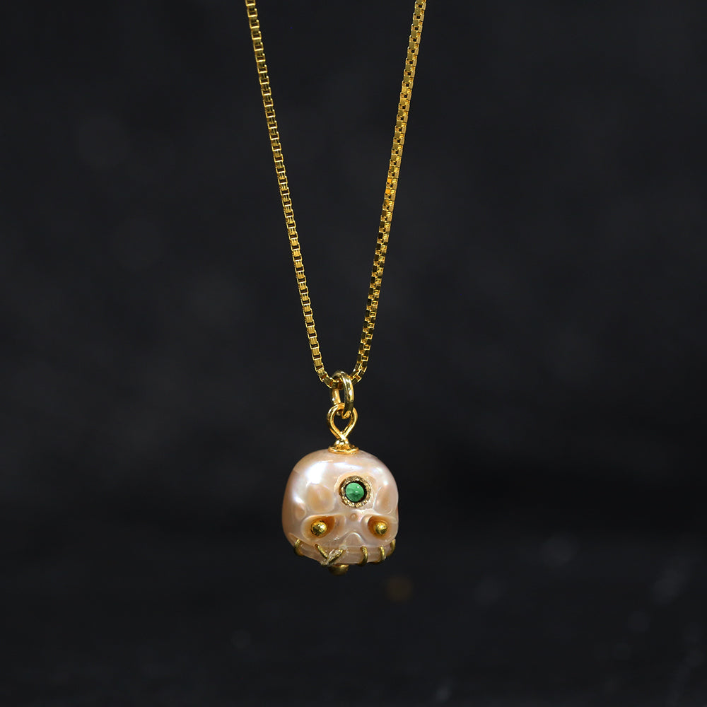 Carved Pearl Skull Śmaśana Gemstone Bead Necklace