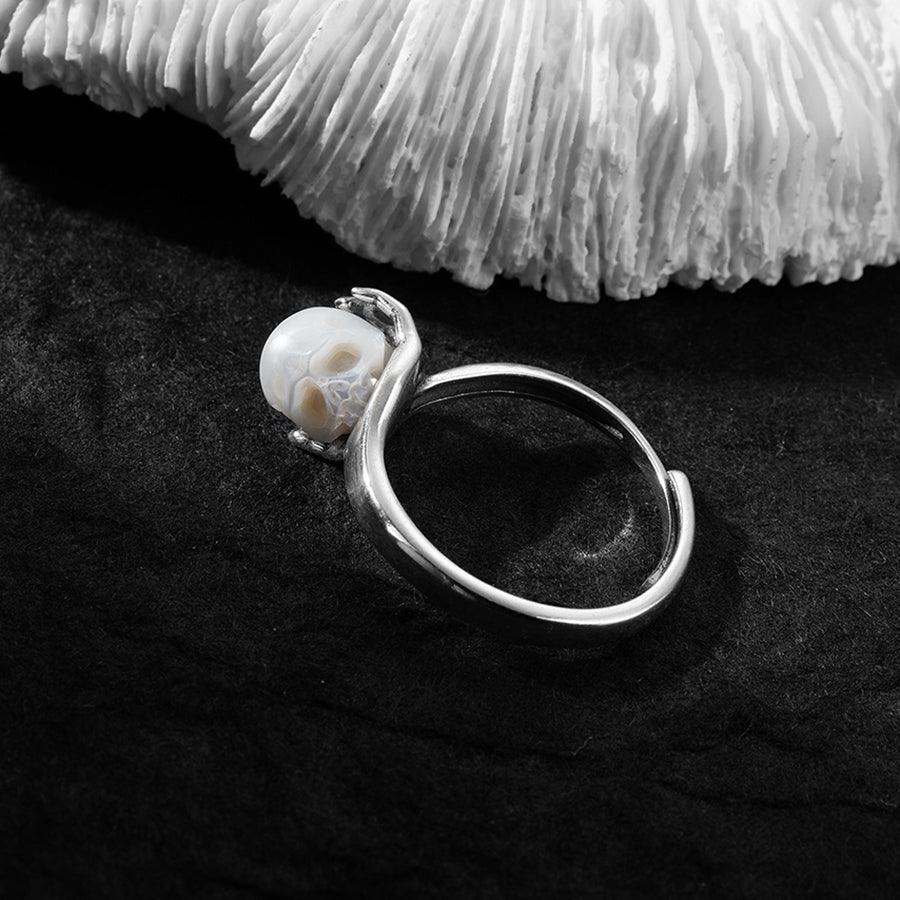 Belle Juri Cranium Pearl In Hand Ring