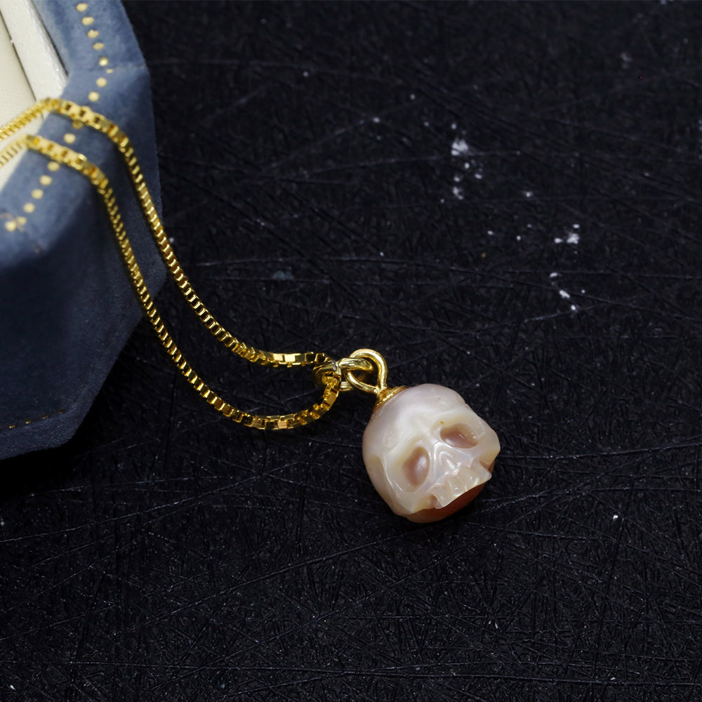 Dainty Simple Pearl Cranium Pendant Necklace