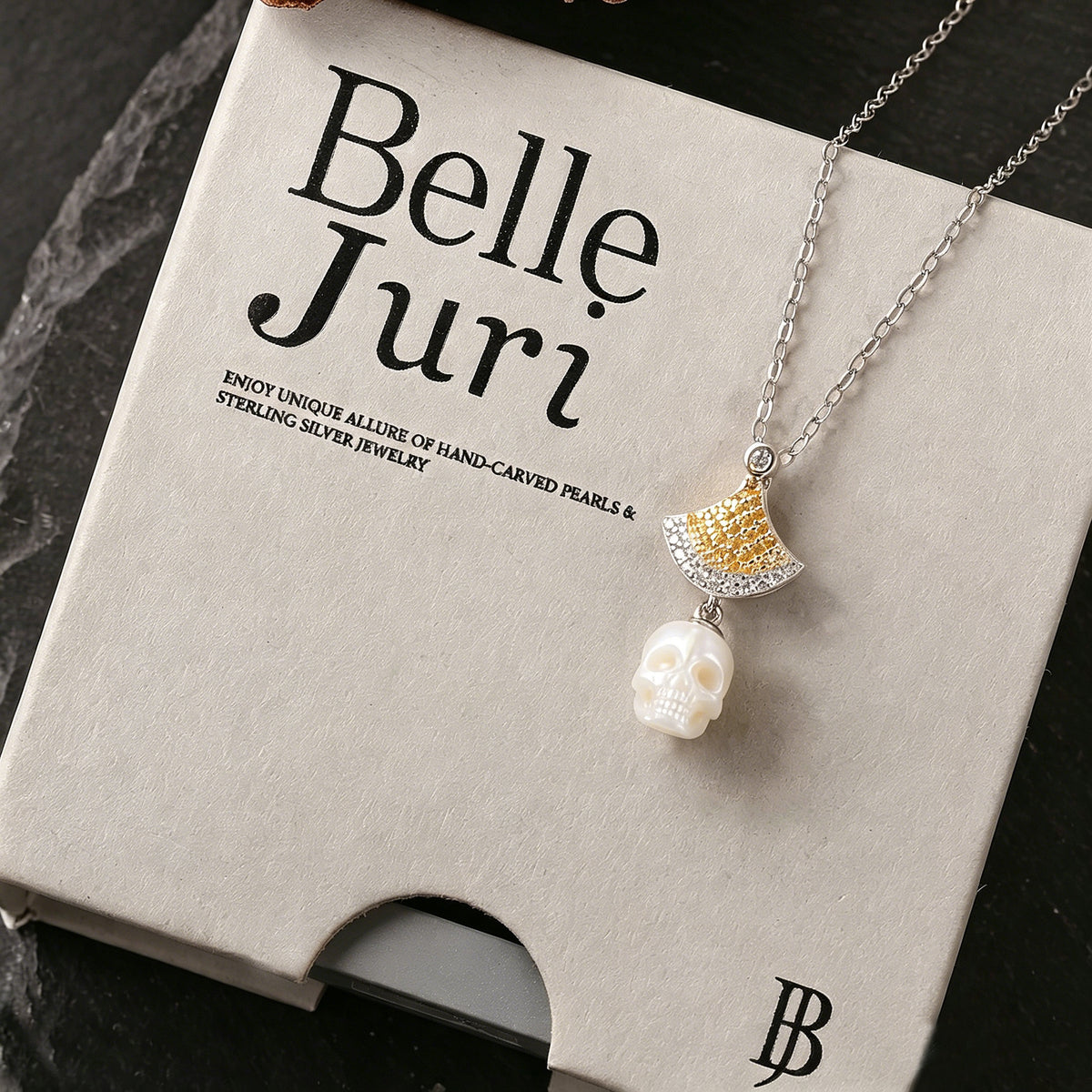 Gothic Fan Diamond Skull Pearl Necklace