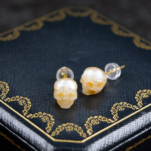 Gothic Mystery Simple Pearl Skull Stud Earrings-Belle Juri Minimalist