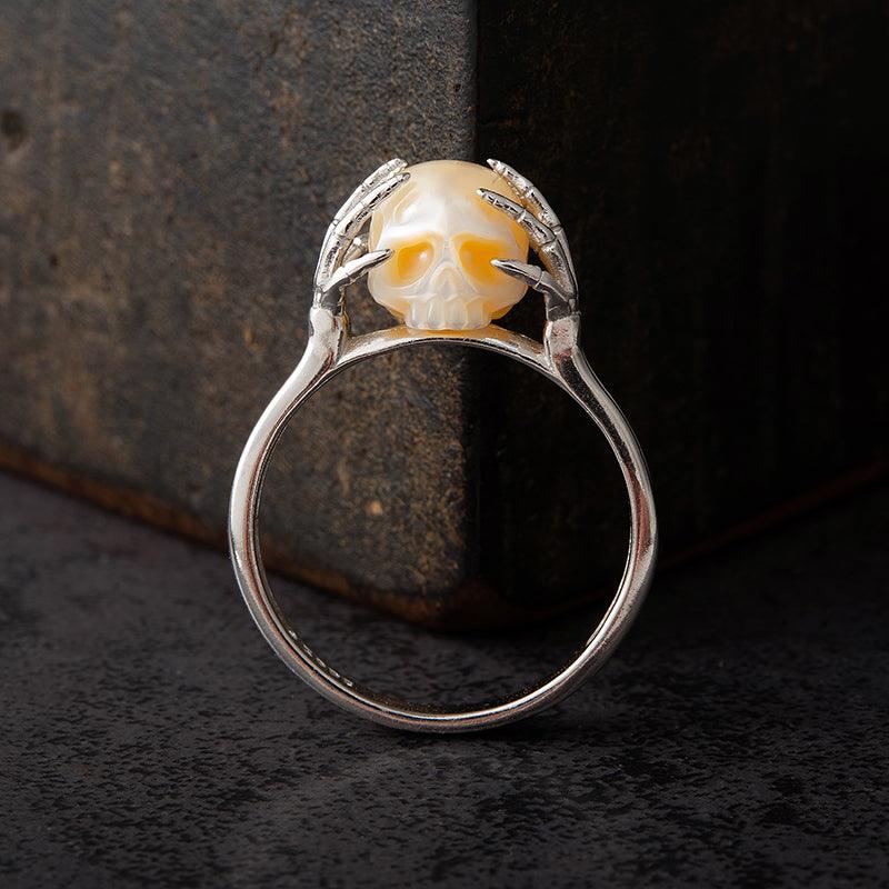 Hands On Head Pearl Cranium Ring - Belle Juri