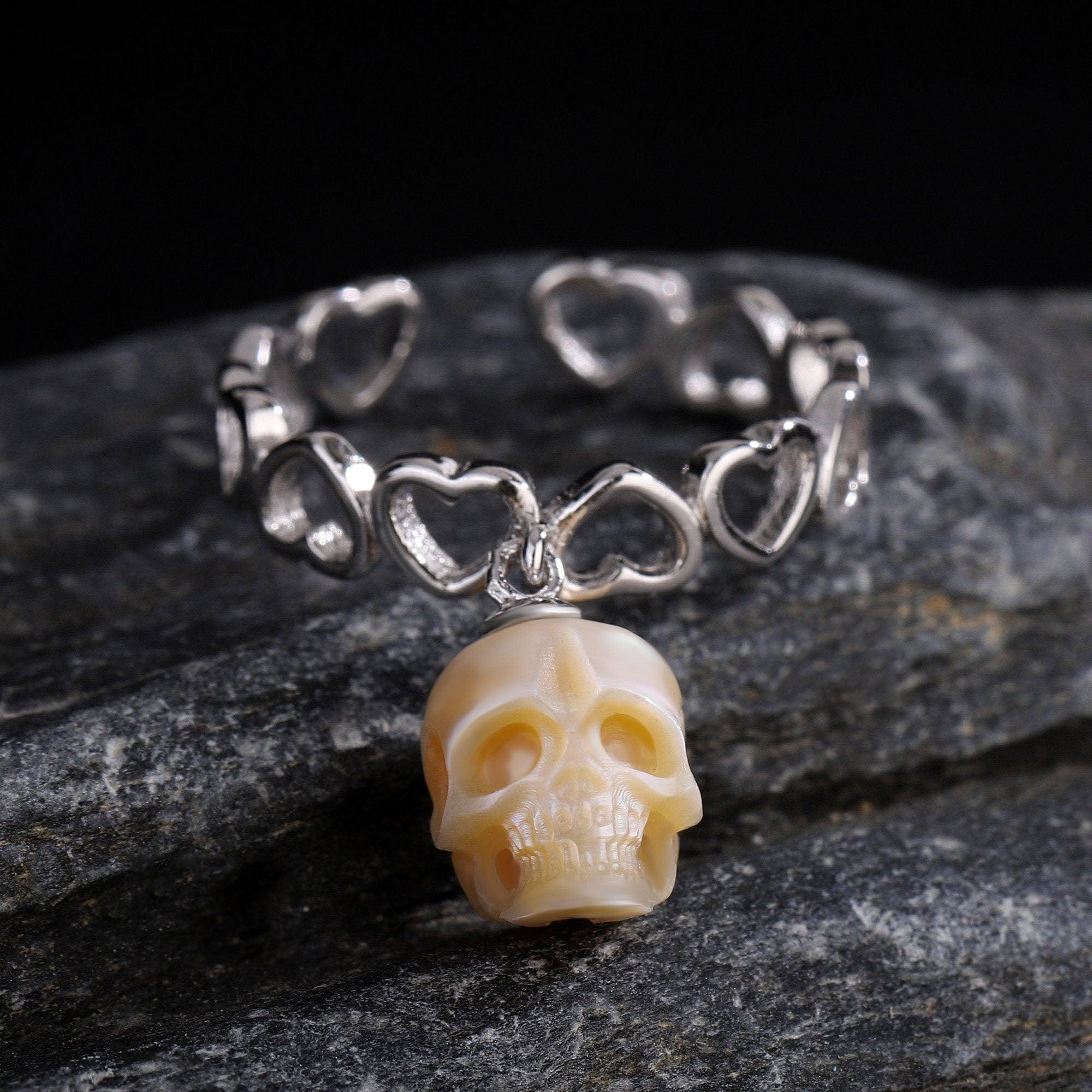 Heart-shaped Pearl Skull Ring - Belle Juri