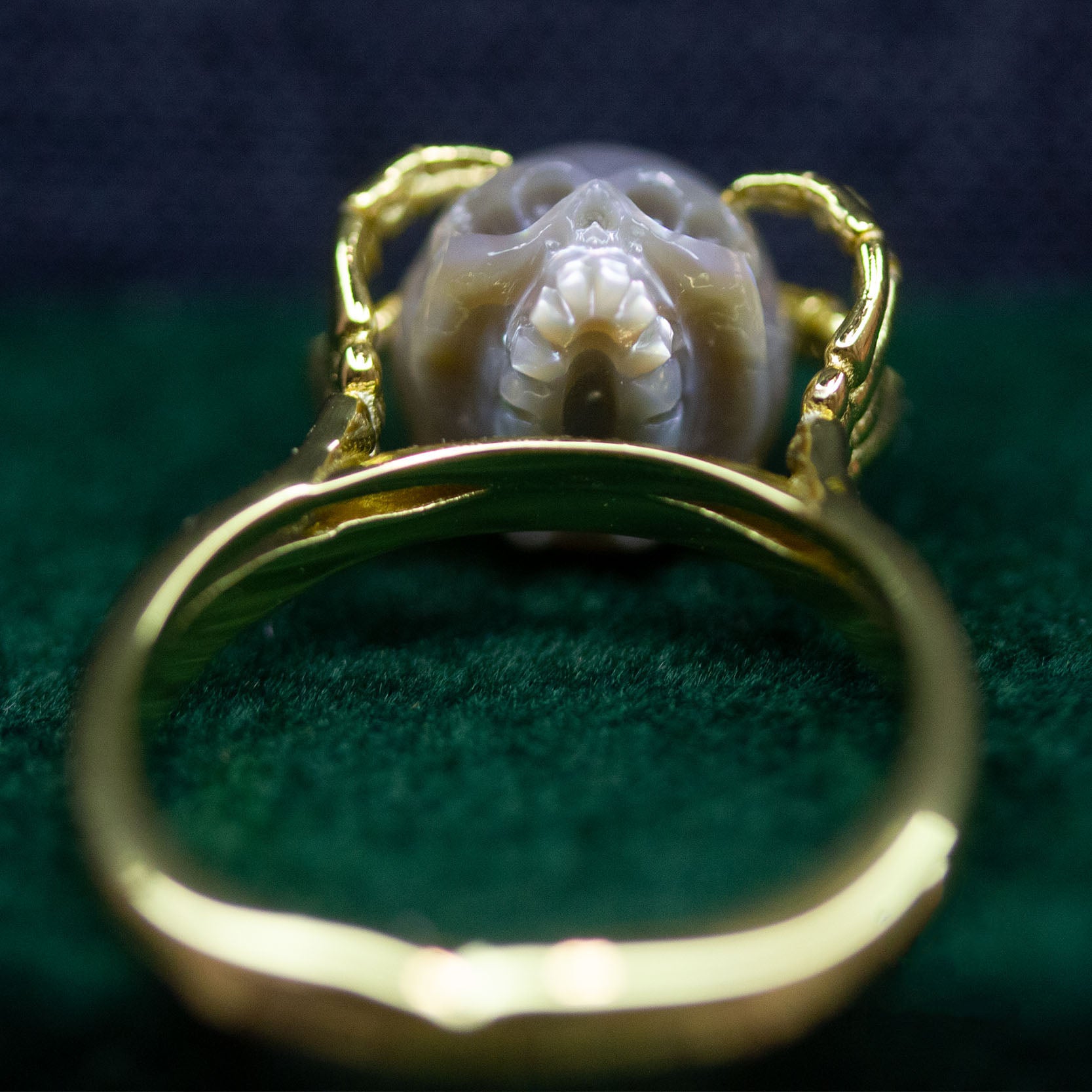 Heart Eyes Be A Thinker Pearl Cranium Ring