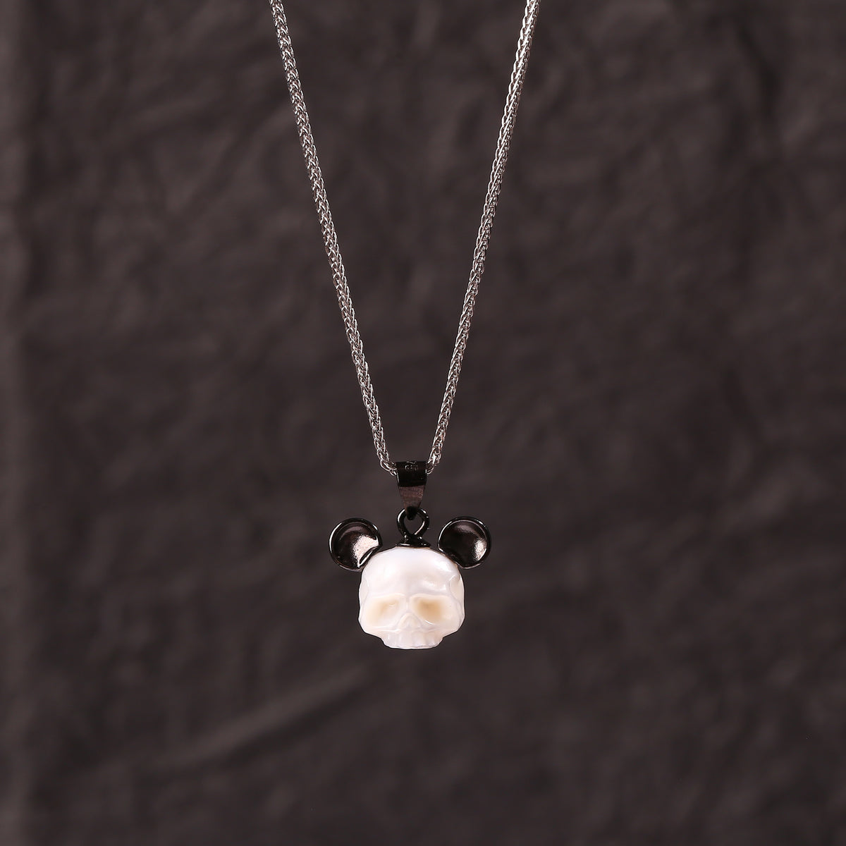 Mickey Mouse Pearls Cranium Necklace