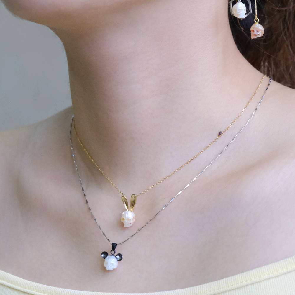 Mickey Mouse Pearls Cranium Necklace