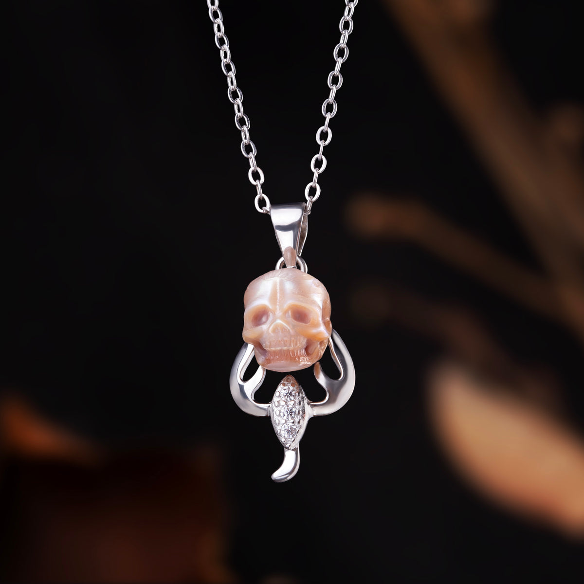 12 Signes du zodiaque Collier Scorpio Pearl Skull