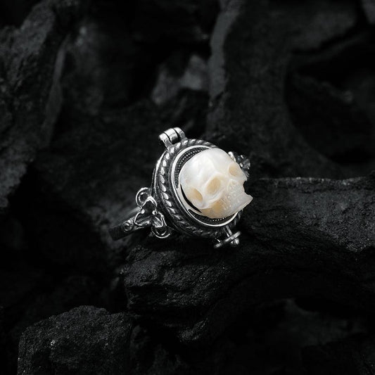 Belle Juri Pearl Skull Vintage Pillbox Ring