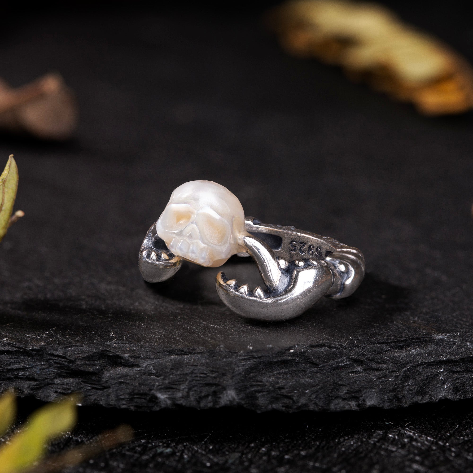 Pearl Skull Crab Pincer Ring