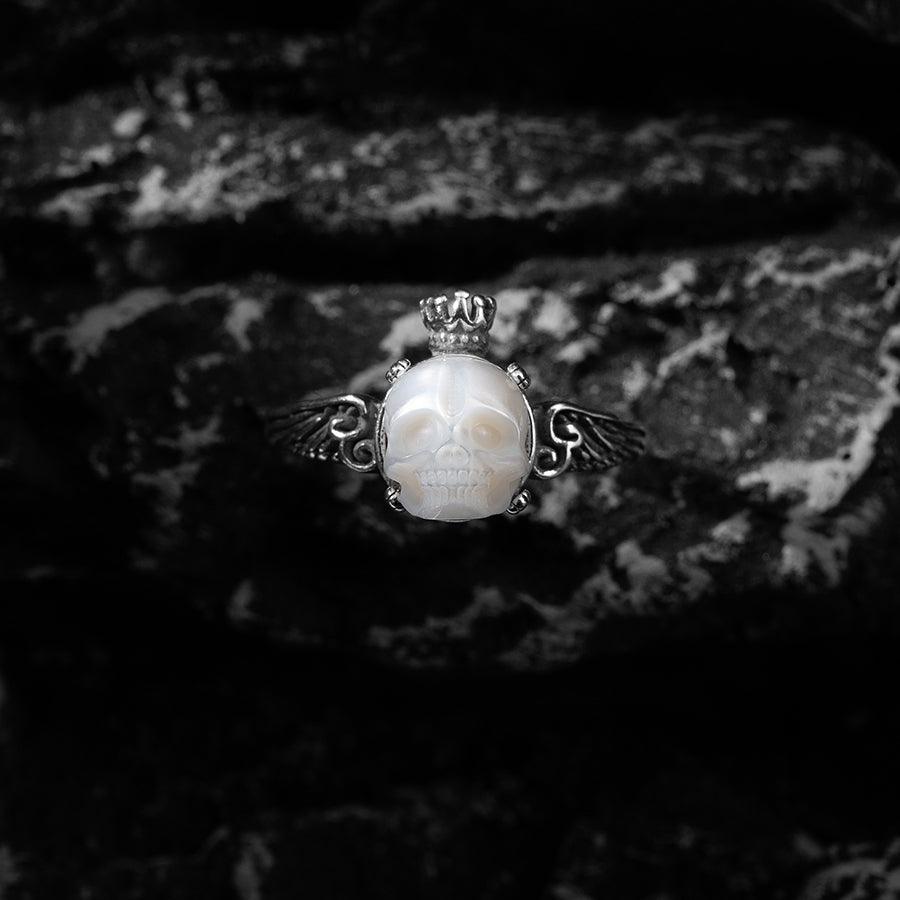 Belle Juri Pearl Skull Queen Crown Ring