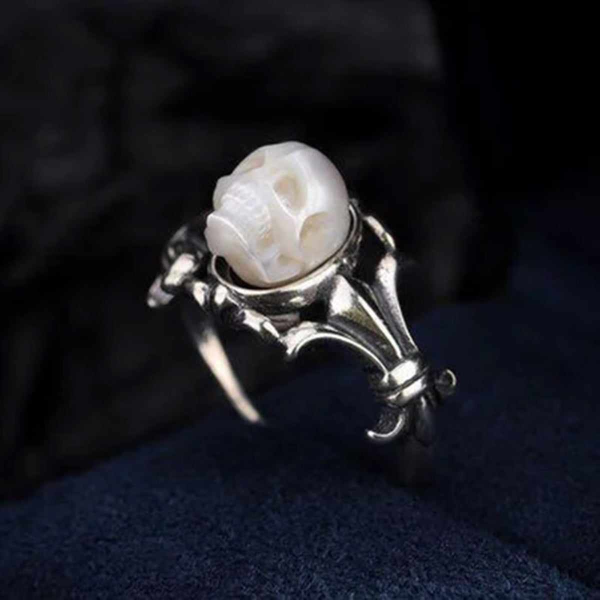 Pearl Skull Royal Trident Power Ring