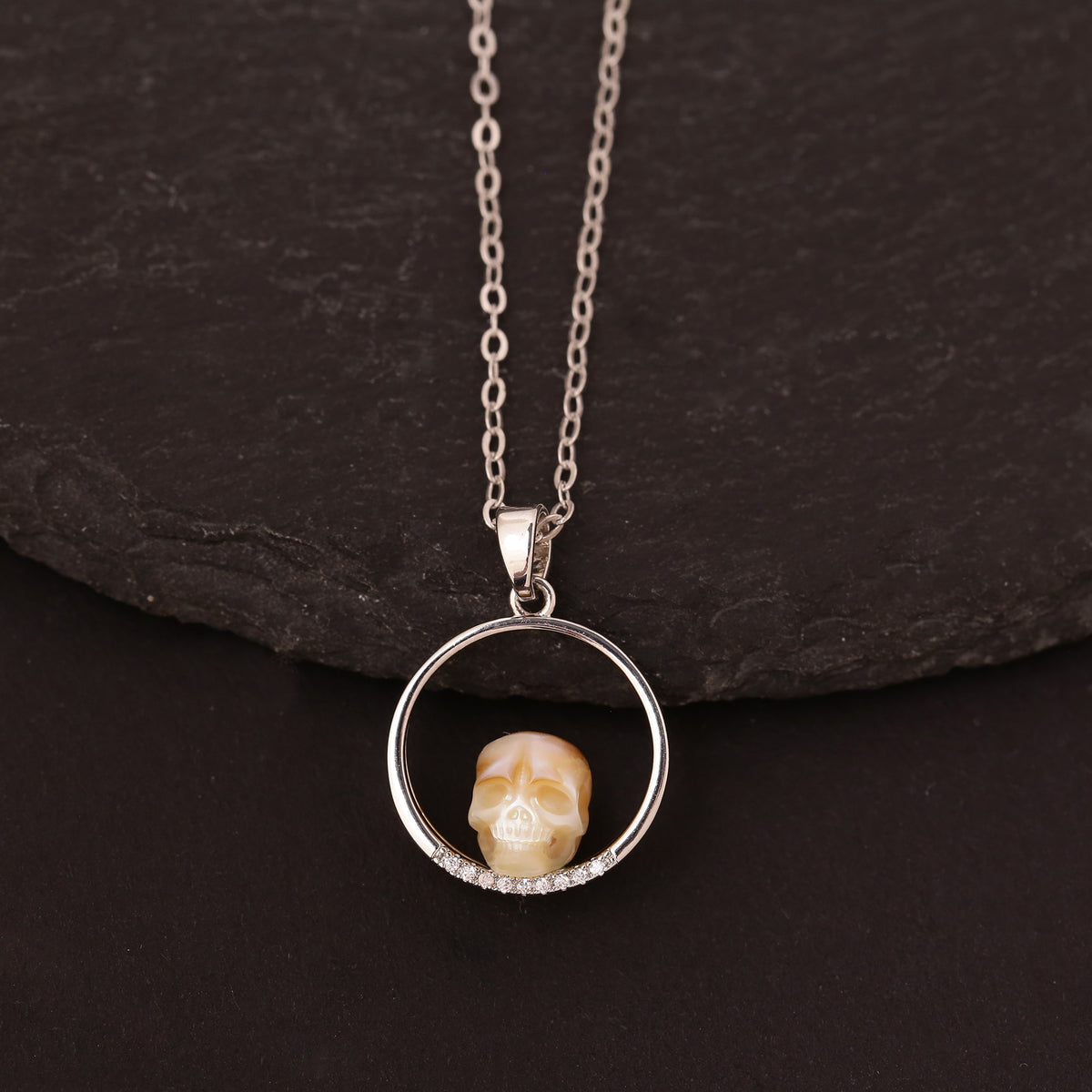 Pearl Skull on Ring Band Pendant
