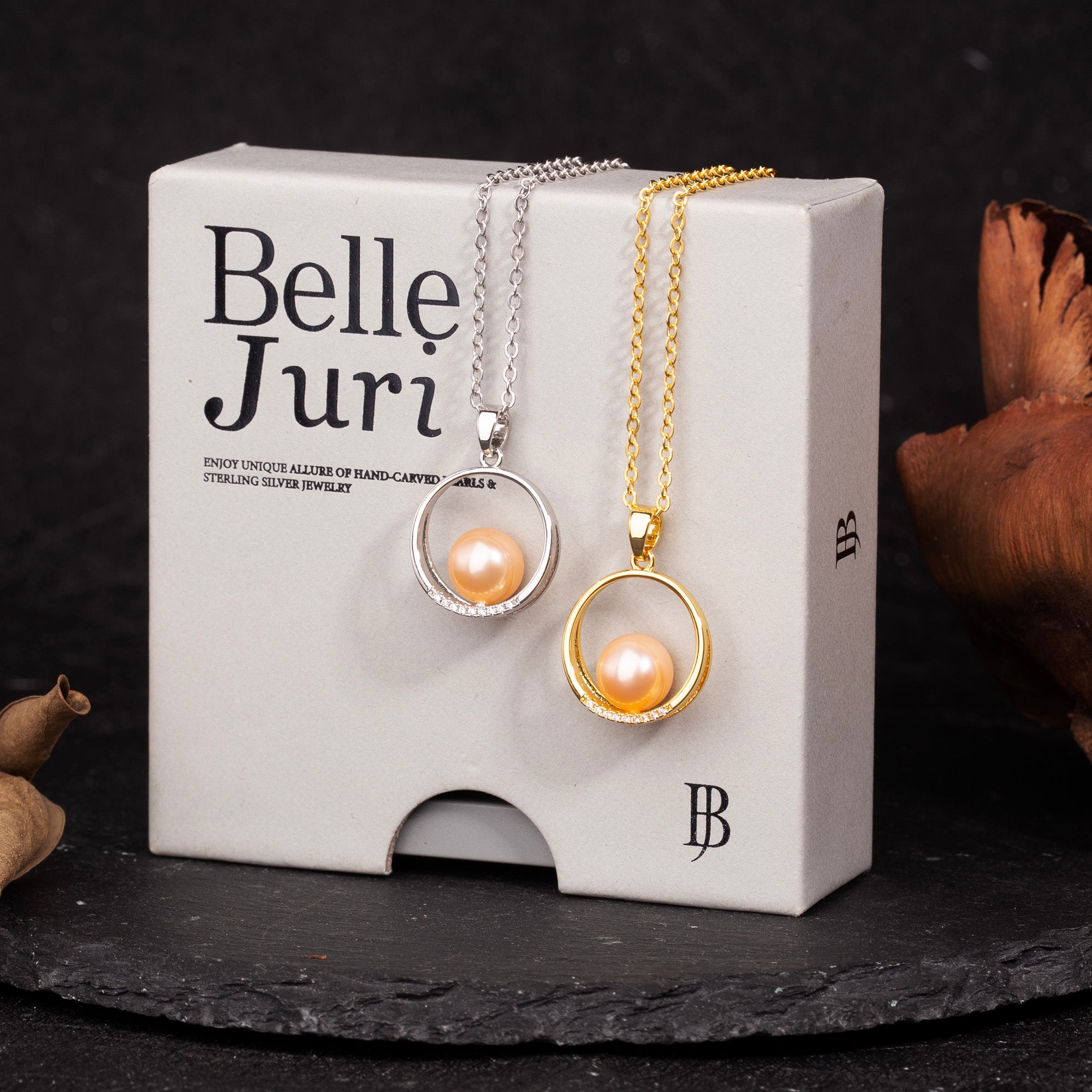 Pearl on Ring Band Pendant