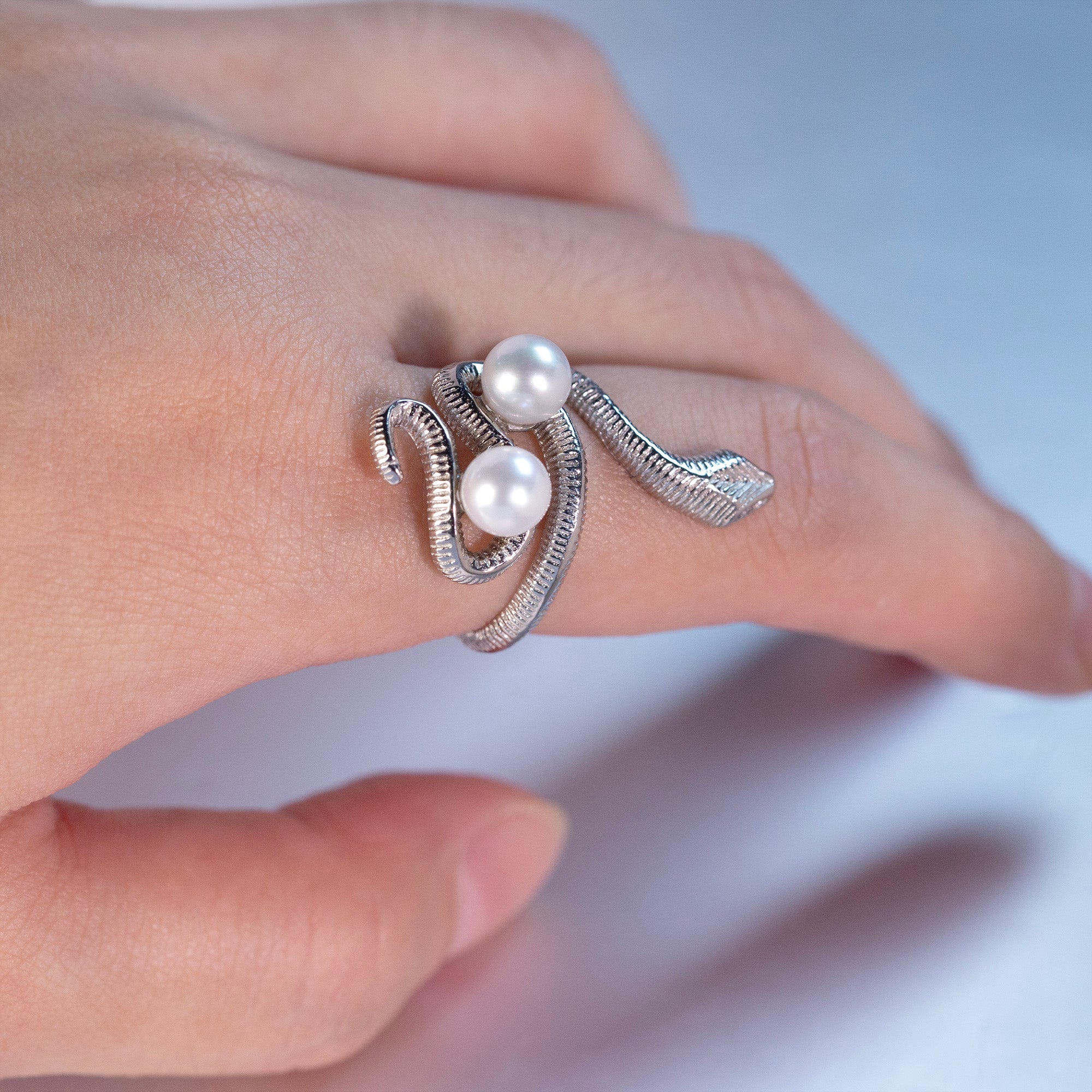 Serpentine Pearl Ring