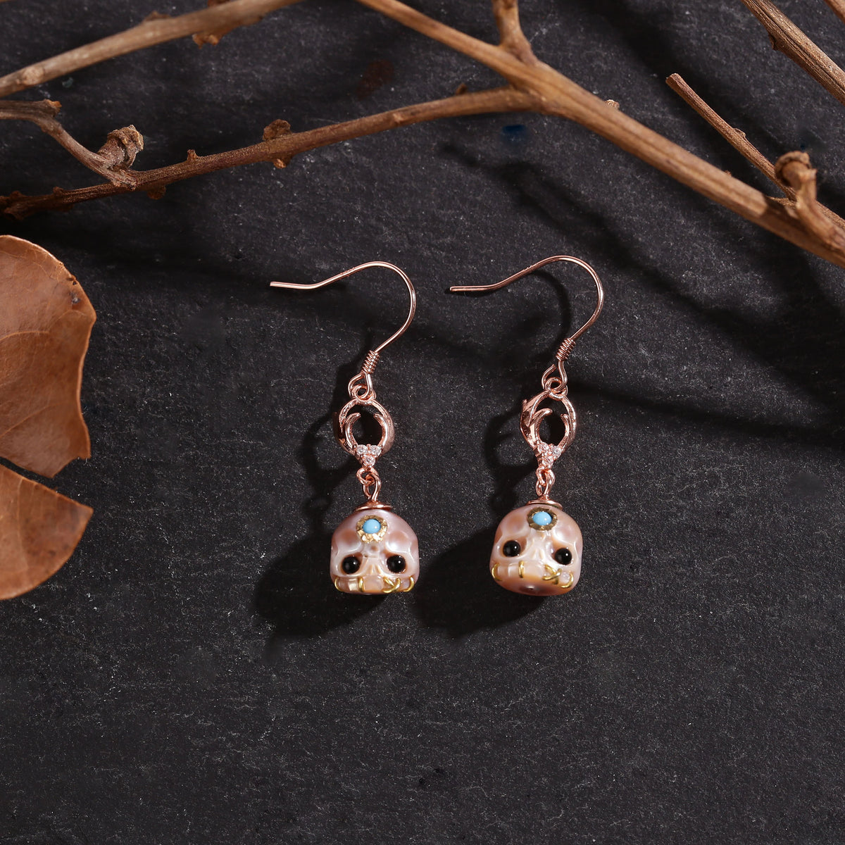 Boucles d'oreilles Classic Skull Pearl Drop Huggie