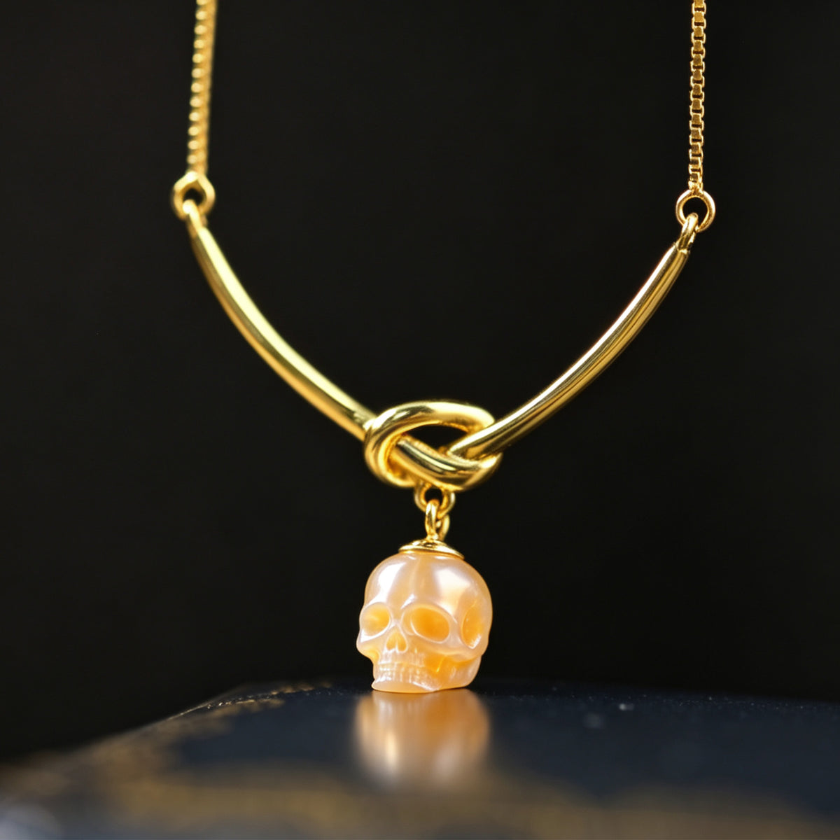 Collar de cráneo de perlas anudadas simples