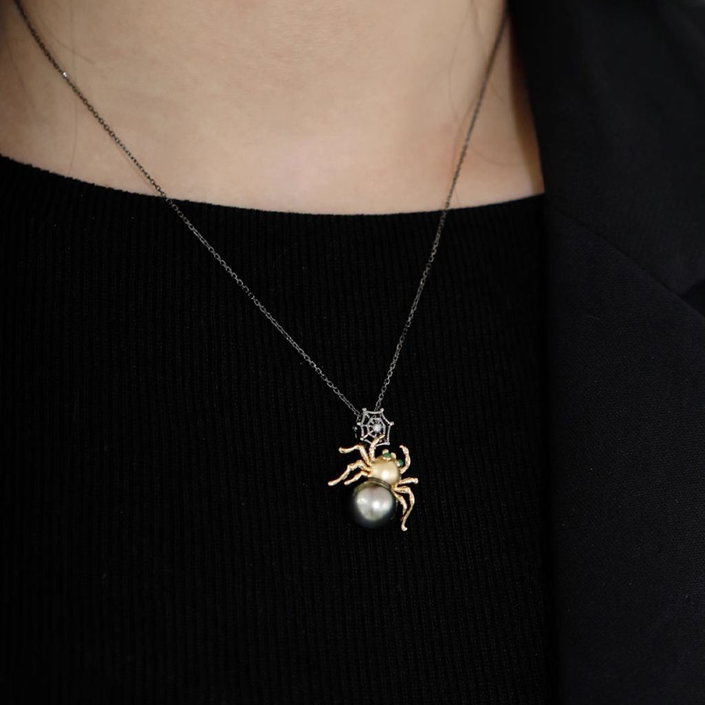 Tahitian Pearl Spider Pendant Necklace
